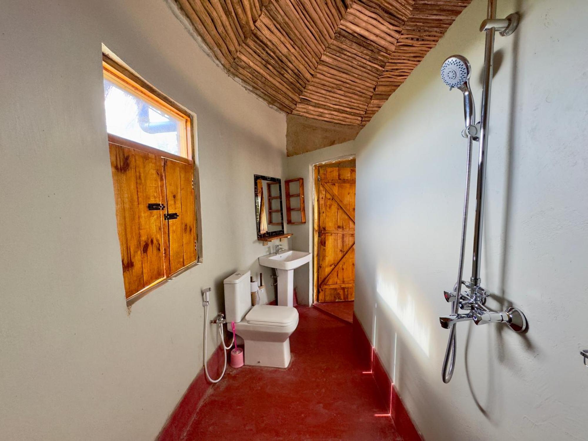 Maasai Eco Boma & Lodge - Experience Maasai Culture Makuyuni Exterior foto